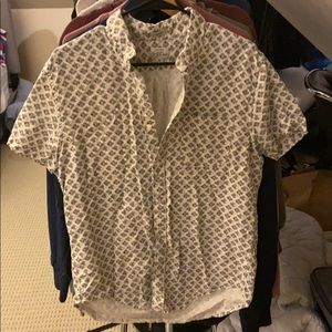 Linen short sleeve button down shirt